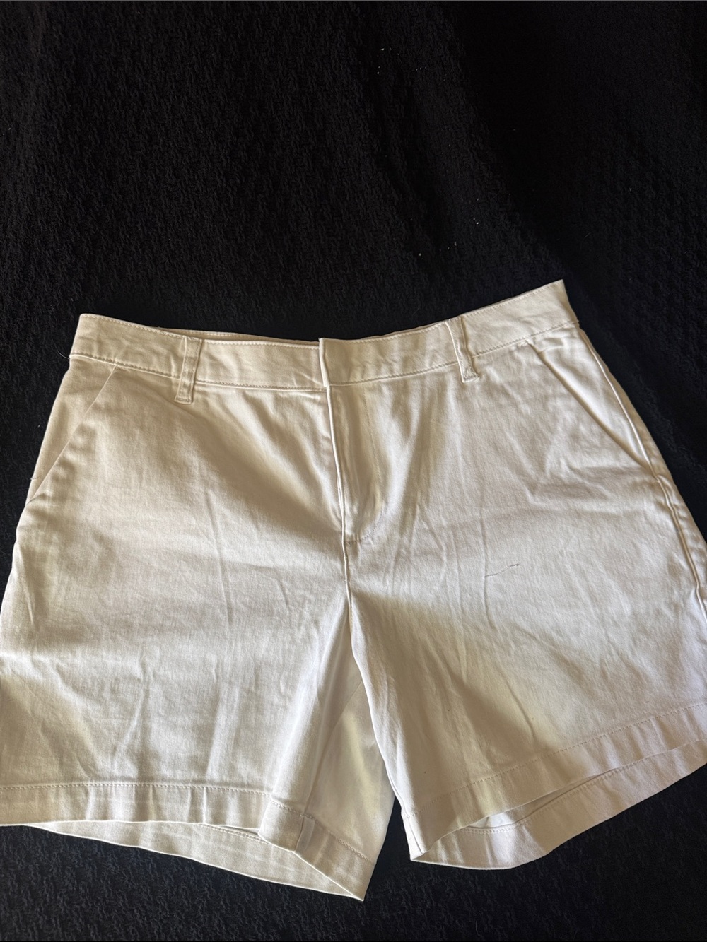 Banana Republic Cream Tailored Shorts